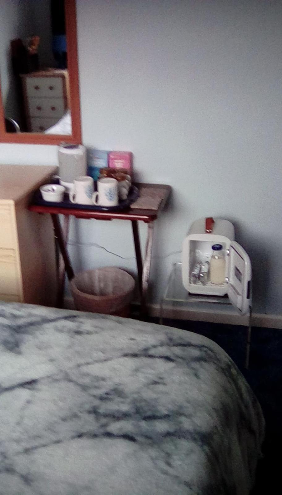 Bed & Breakfast Only - Not 24 Hour Lodging - Free Parking Truro Cornwall Buitenkant foto